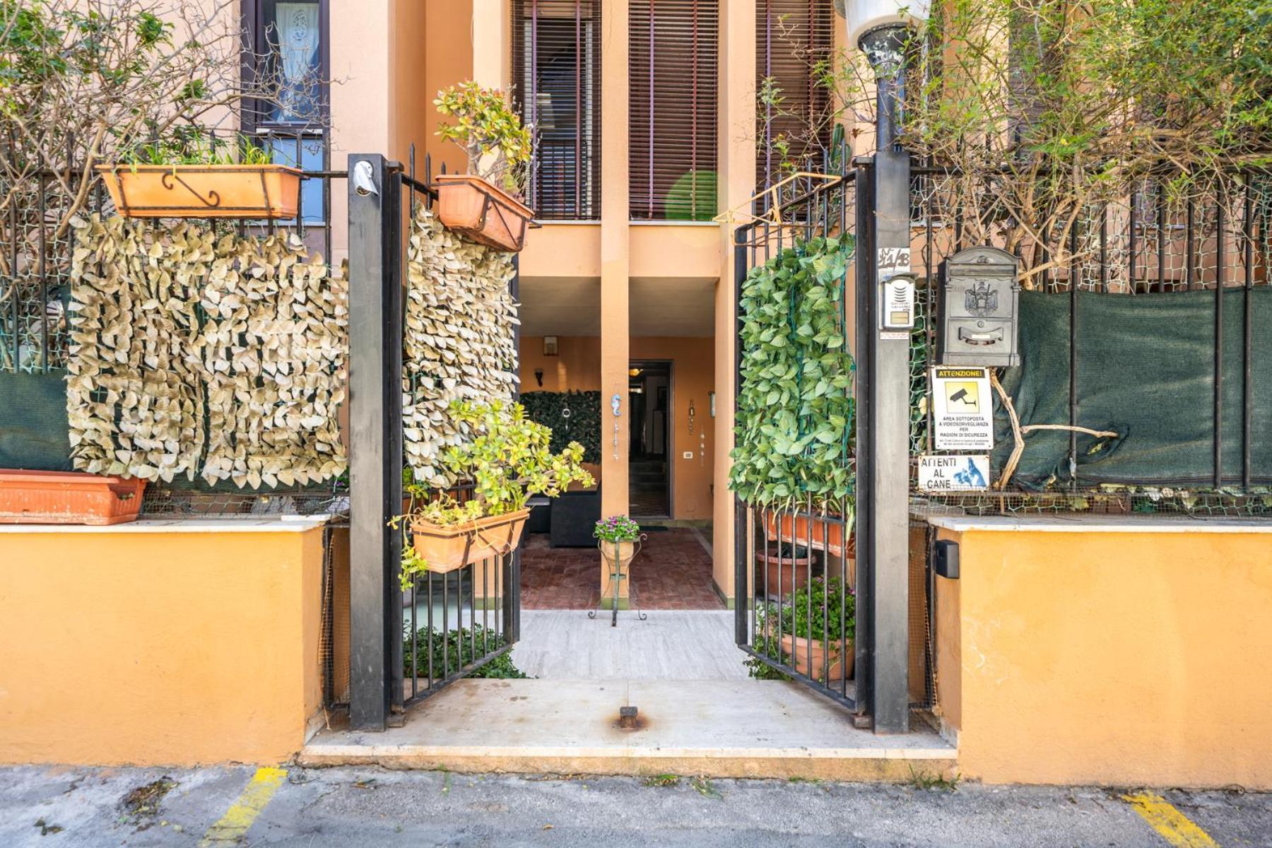 A Pochi Passi Dal Mare Apartment Mondello Bagian luar foto