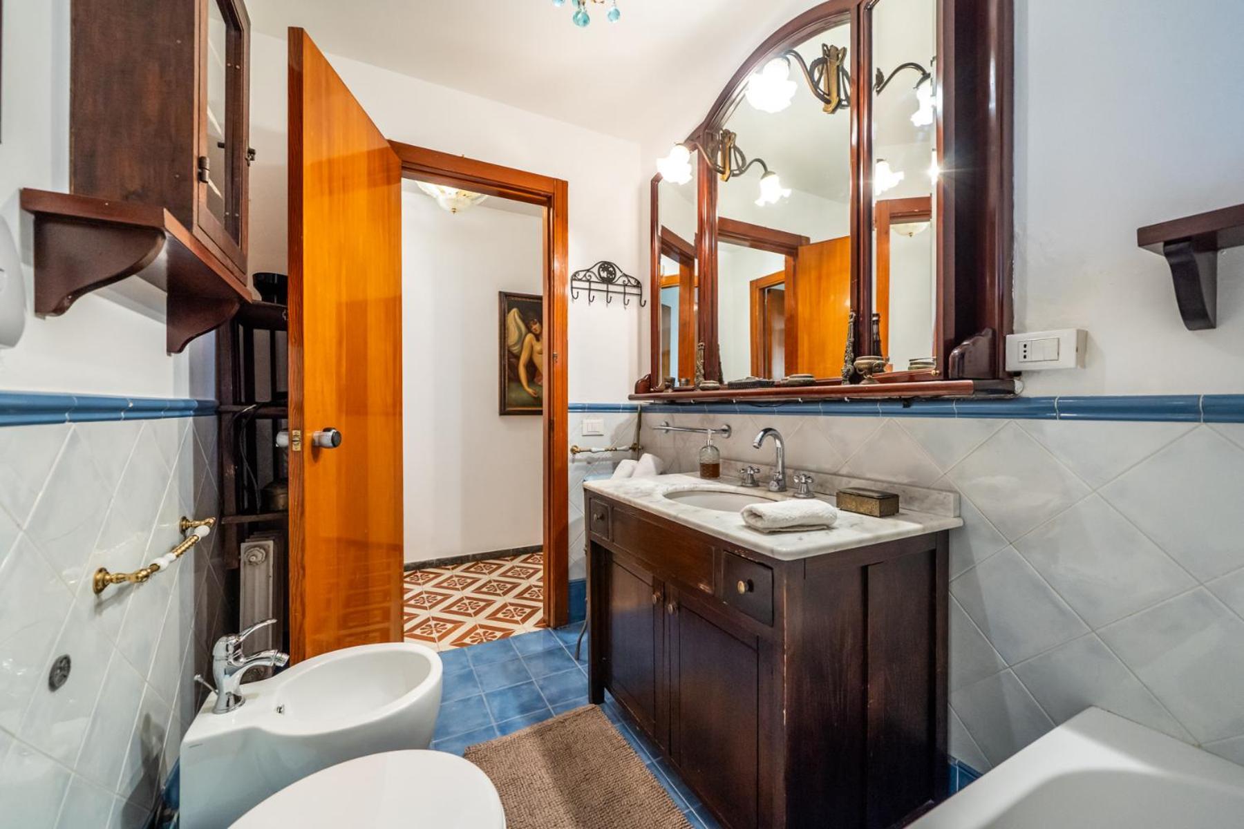 A Pochi Passi Dal Mare Apartment Mondello Bagian luar foto