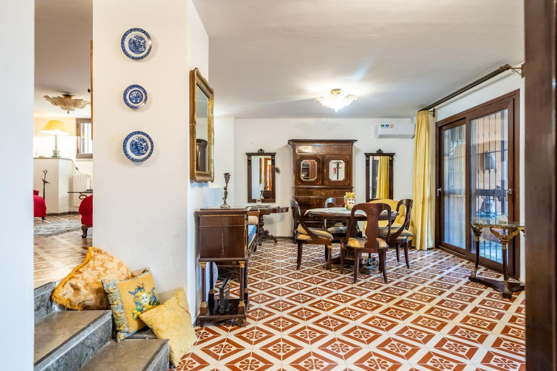A Pochi Passi Dal Mare Apartment Mondello Bagian luar foto